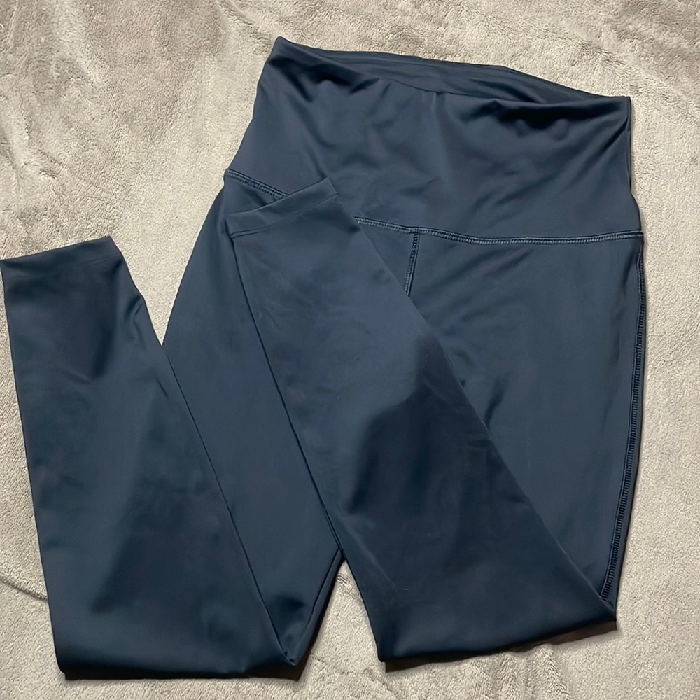 Size small leggings